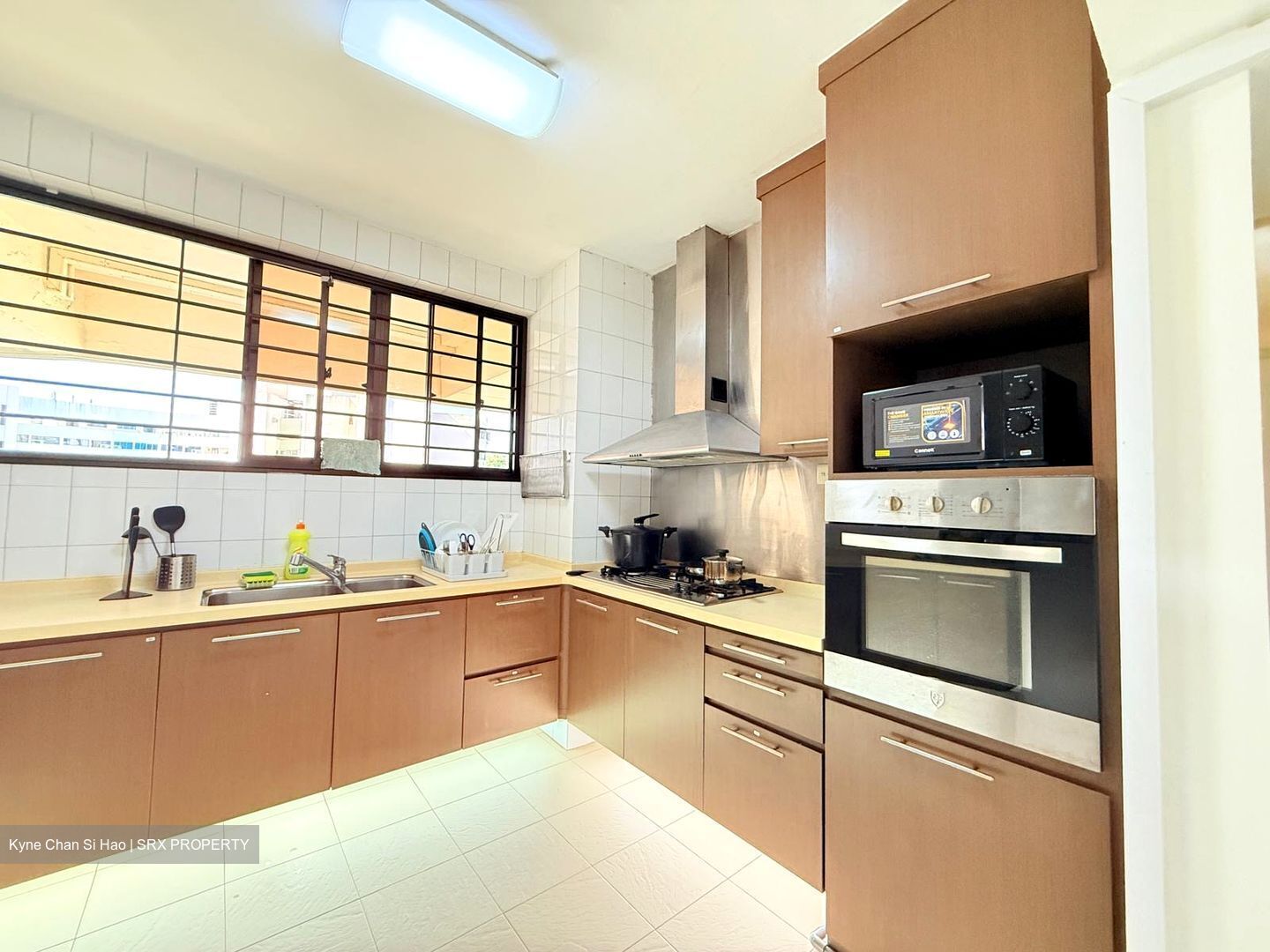 Pine Grove (D21), Condominium #607985681